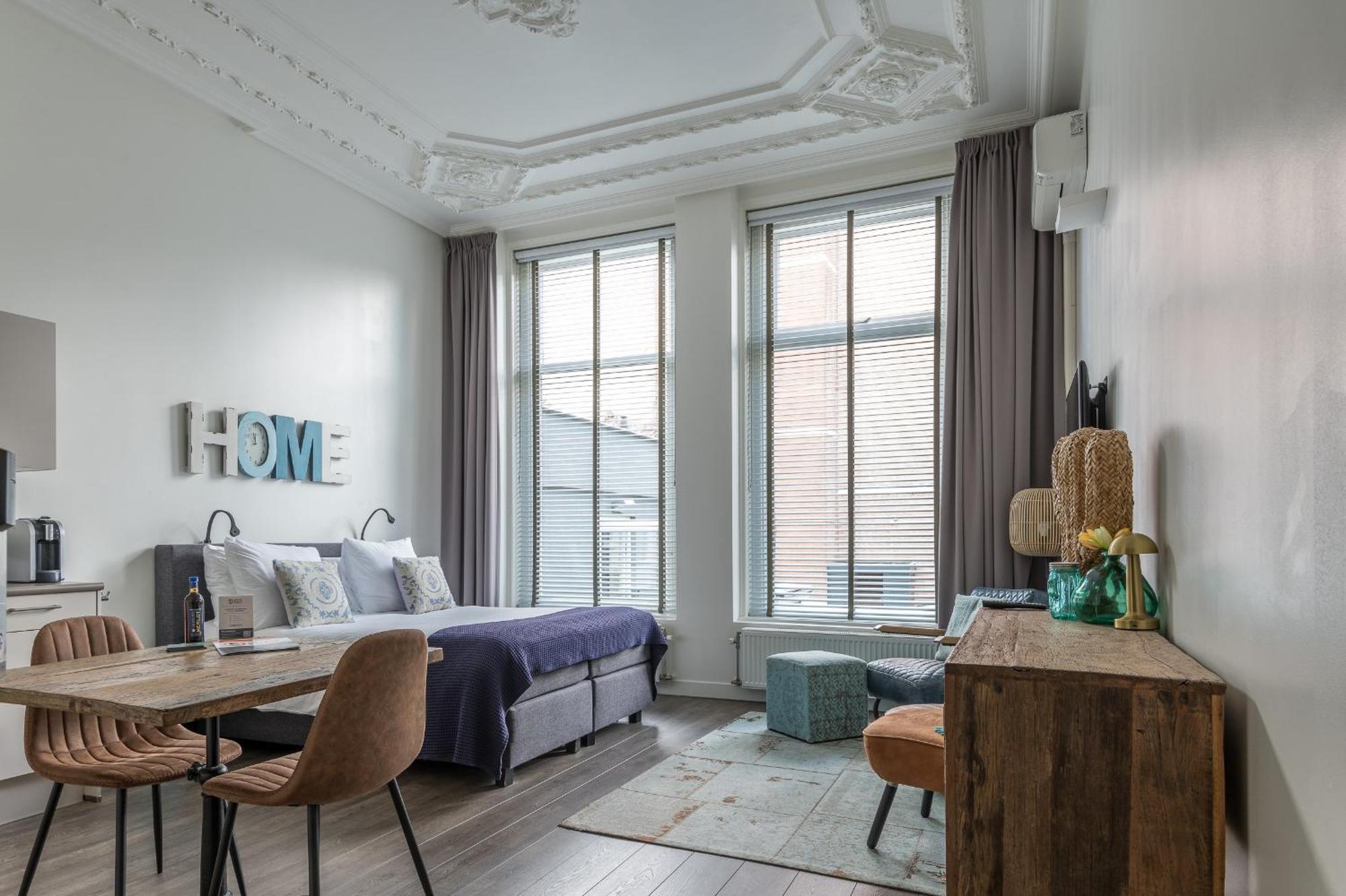 Hotel Oranjestaete ไนเมเคิน ภายนอก รูปภาพ